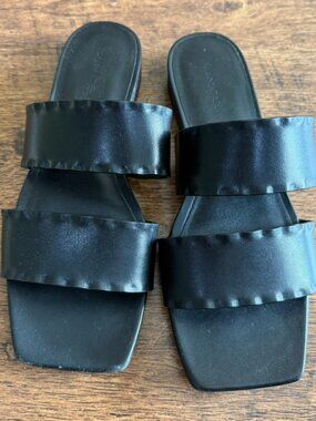 Vince Zofi Mafalda Black Leather Two Strap Sandals Women’s Size 7.5 EU 38 w/Box